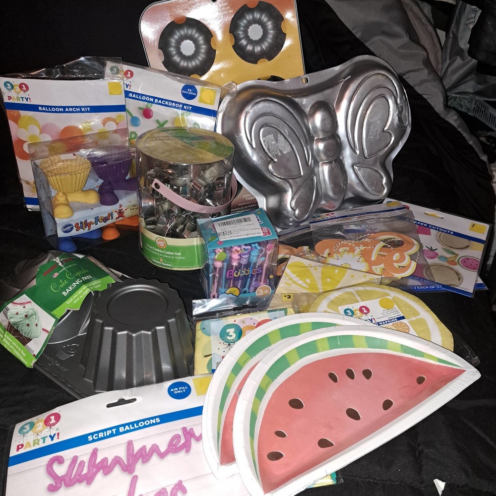 NEW- SPRING in Winter Party! Butterfly Pan Cookie Cutters Cupcake Plus